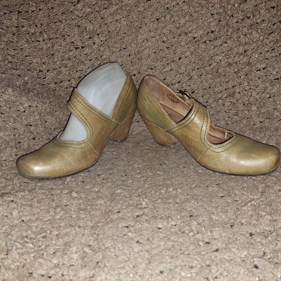JOHN FLUEVOG-Getups-Eureka-Green Leather/Stitching-Mary Janes-Sz 7-Very Good - Picture 4 of 9